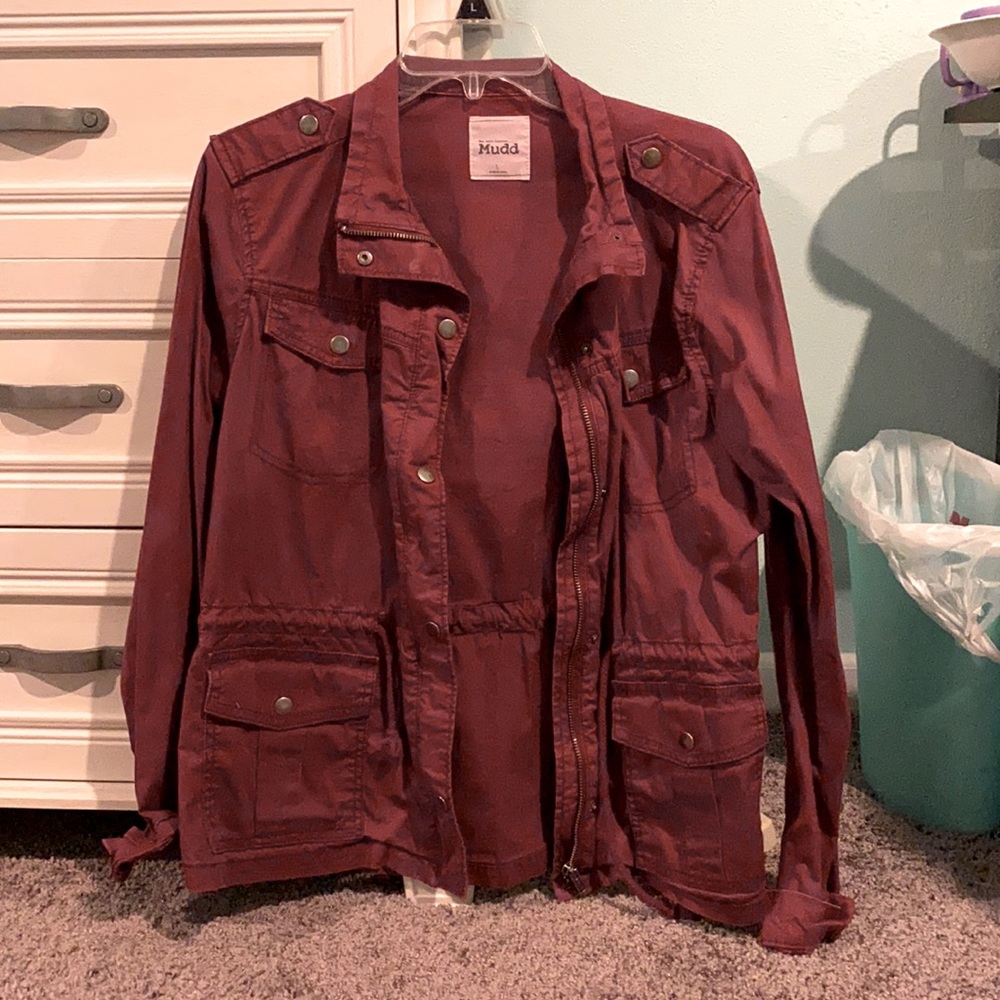 Cute maroon zip up jacket!